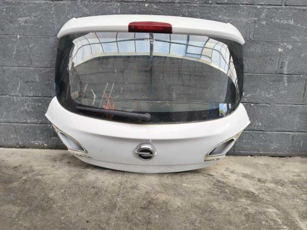 HAYON OPEL CORSA E 3-PORTES - Vue 1